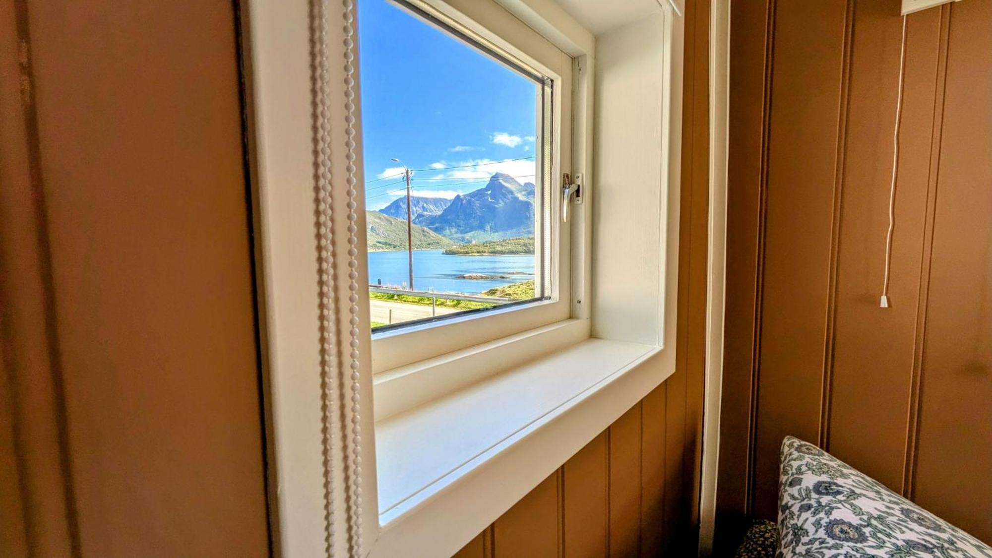 Exclusive And Cosy! Sea And Mountian View - Superfast Wifi, Washer And More Included ソルトラン エクステリア 写真